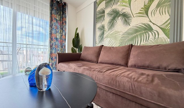 Brukt - Apartment -
Torrevieja - Centro