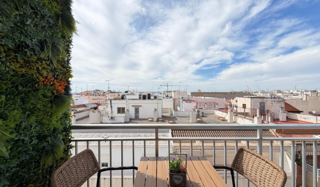 Brukt - Apartment -
Torrevieja - Centro