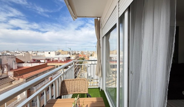 Brukt - Apartment -
Torrevieja - Centro