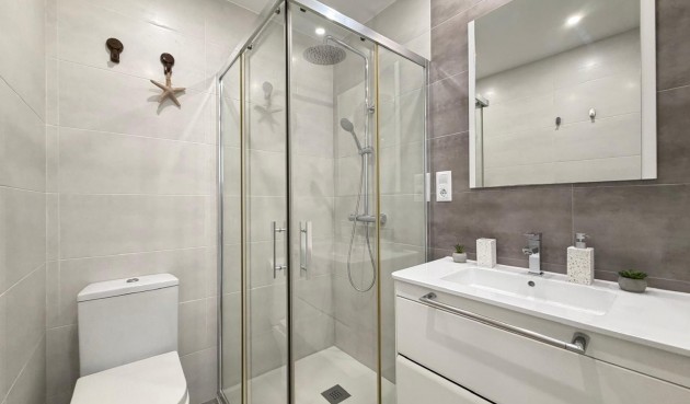 Brukt - Apartment -
Torrevieja - Centro