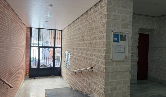 Resale - Apartment -
Torrevieja - Centro
