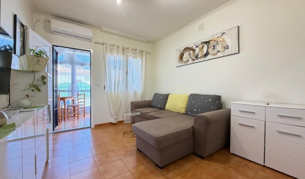 Brukt - Town House -
Torrevieja - Nueva Torrevieja