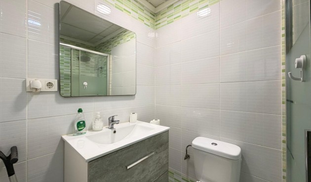 Brukt - Town House -
Torrevieja - Nueva Torrevieja