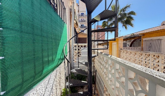 Brukt - Town House -
Torrevieja - Nueva Torrevieja