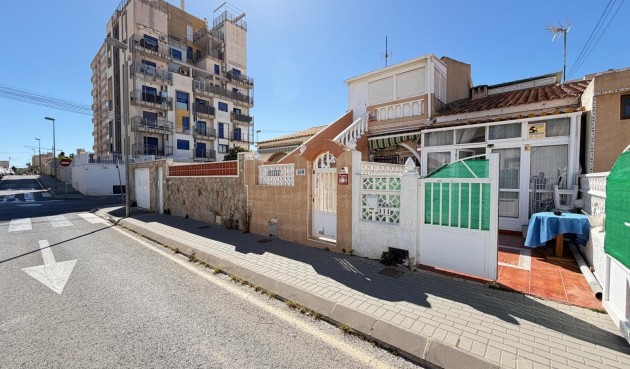 Brukt - Town House -
Torrevieja - Nueva Torrevieja