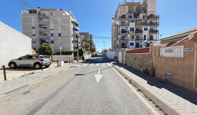 Brukt - Town House -
Torrevieja - Nueva Torrevieja