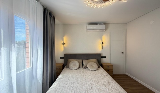 Brukt - Apartment -
Torrevieja - Punta Prima
