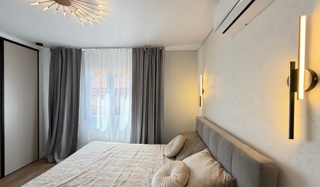 Brukt - Apartment -
Torrevieja - Punta Prima