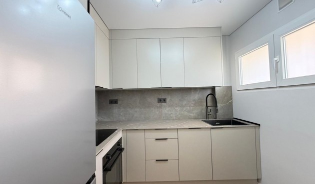 Brukt - Apartment -
Torrevieja - Punta Prima