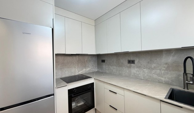 Brukt - Apartment -
Torrevieja - Punta Prima