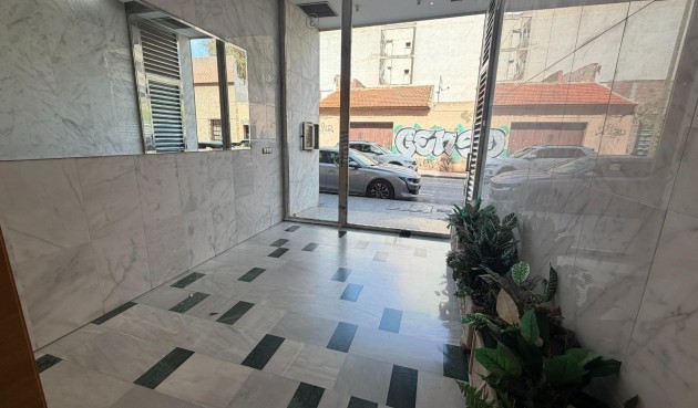 Brukt - Apartment -
Torrevieja - Playa de los Locos