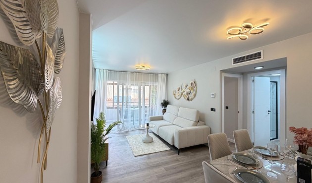 Brukt - Apartment -
Torrevieja - Estacion De Autobuses