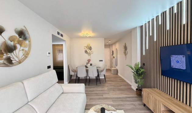 Brukt - Apartment -
Torrevieja - Estacion De Autobuses
