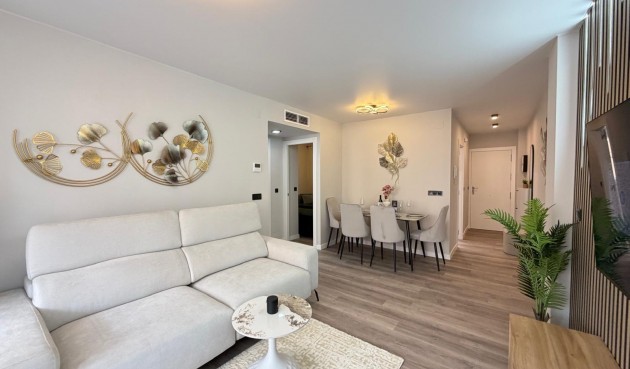 Brukt - Apartment -
Torrevieja - Estacion De Autobuses