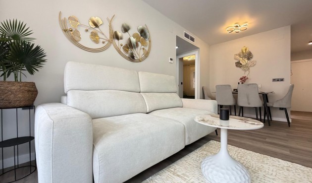 Brukt - Apartment -
Torrevieja - Estacion De Autobuses
