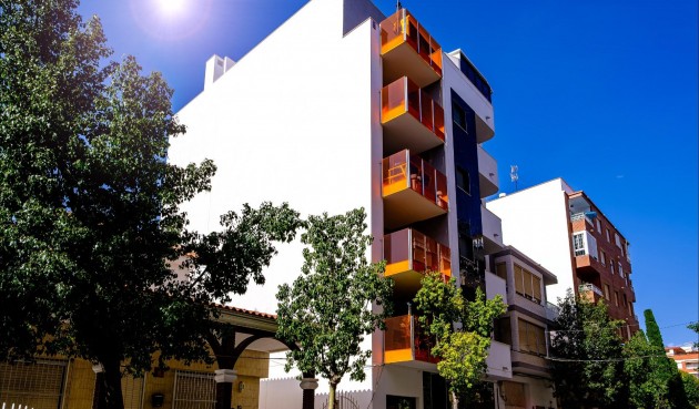 Brukt - Apartment -
Torrevieja - Playa del Cura
