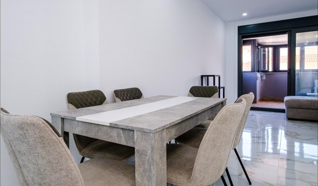 Brukt - Apartment -
Torrevieja - Playa del Cura