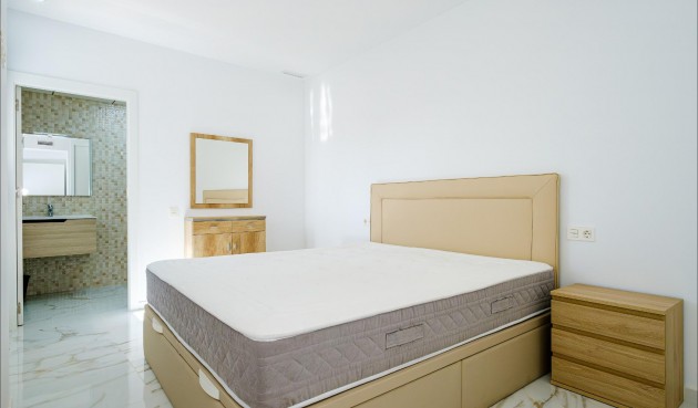 Brukt - Apartment -
Torrevieja - Playa del Cura