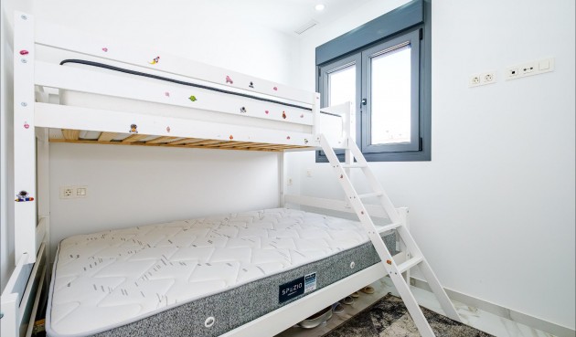 Brukt - Apartment -
Torrevieja - Playa del Cura