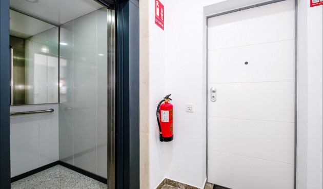 Brukt - Apartment -
Torrevieja - Playa del Cura