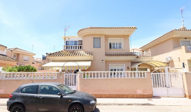 Brukt - Villa -
Torrevieja - Costa Blanca