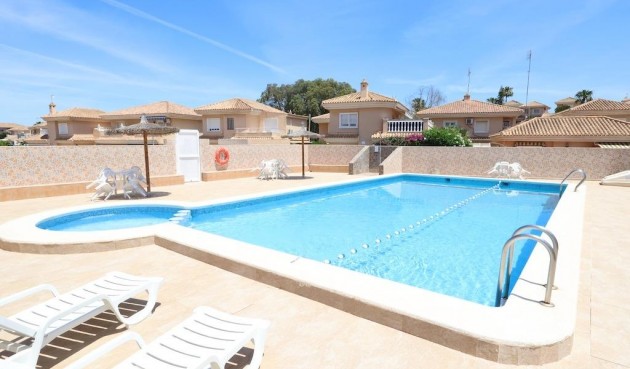 Brukt - Villa -
Torrevieja - Costa Blanca