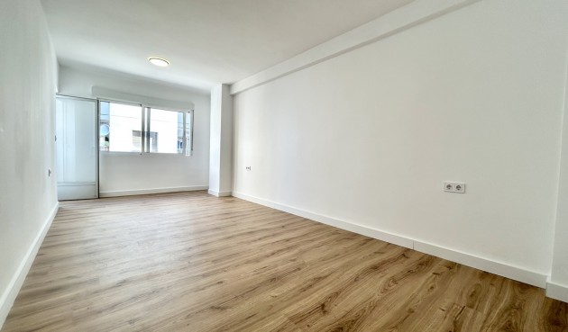 Brukt - Apartment -
Torrevieja - Costa Blanca