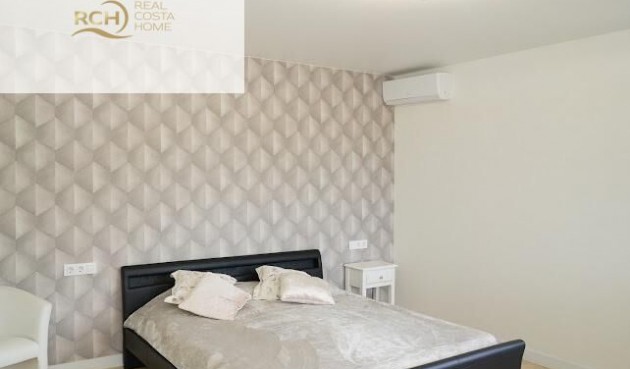Reventa - Villa -
La Nucía - Montebello - Nou Espai