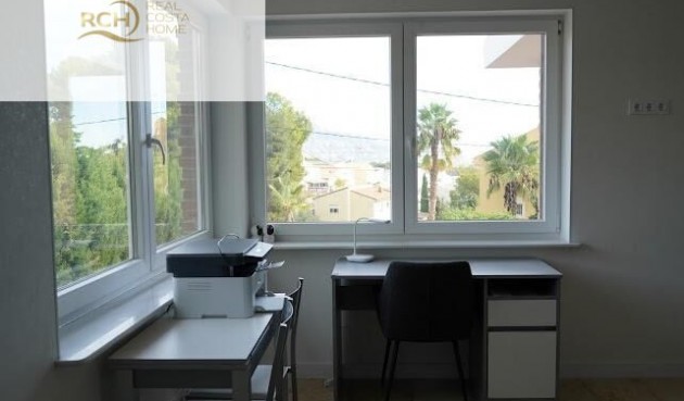 Reventa - Villa -
La Nucía - Montebello - Nou Espai