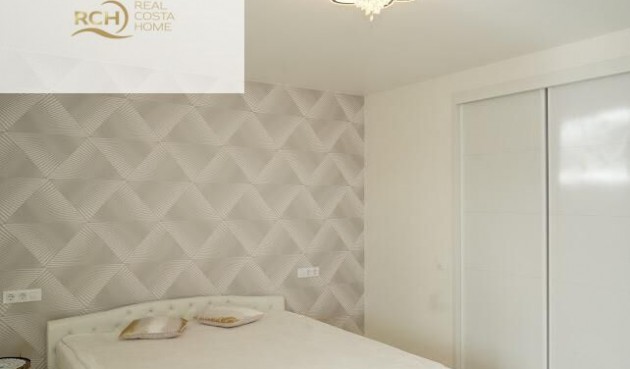Reventa - Villa -
La Nucía - Montebello - Nou Espai