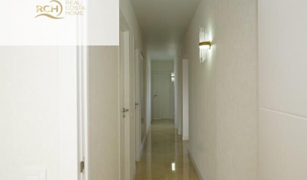 Reventa - Villa -
La Nucía - Montebello - Nou Espai