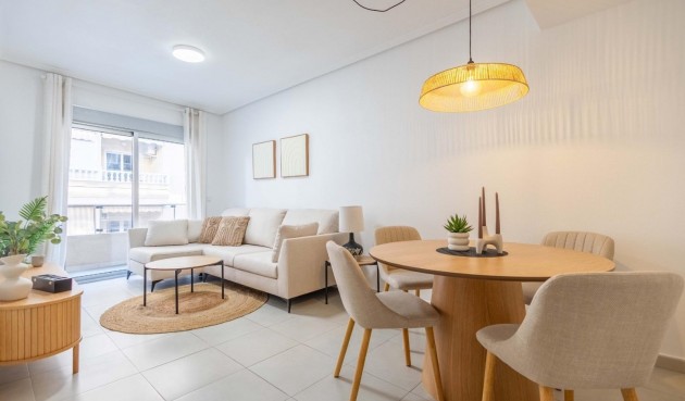 Resale - Apartment -
Torrevieja - Las Calas