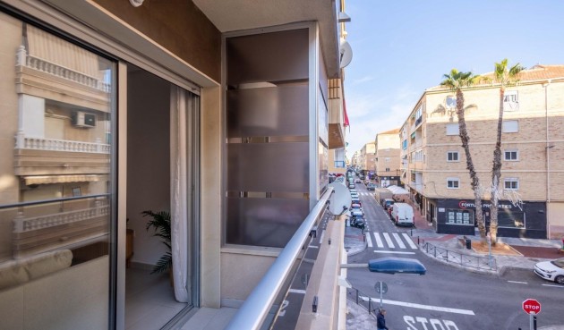 Resale - Apartment -
Torrevieja - Las Calas