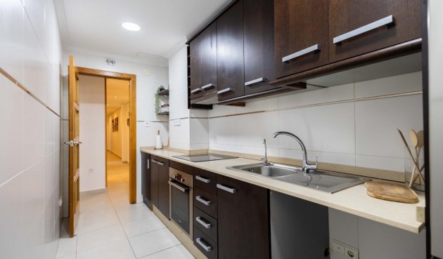 Resale - Apartment -
Torrevieja - Las Calas