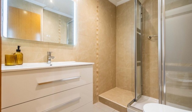 Resale - Apartment -
Torrevieja - Las Calas