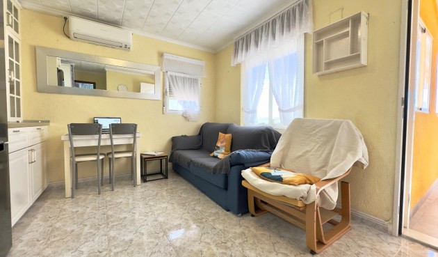 Brukt - Bungalow -
Torrevieja - Torretas