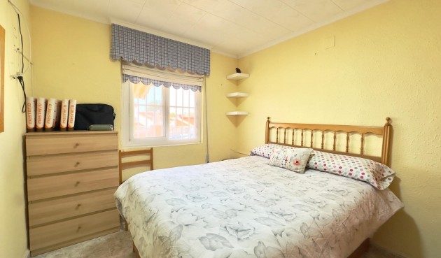 Brukt - Bungalow -
Torrevieja - Torretas