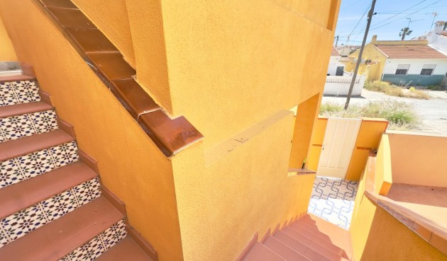 Brukt - Bungalow -
Torrevieja - Torretas