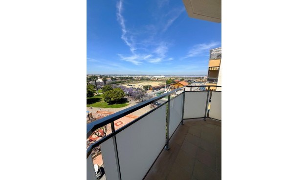 Brukt - Apartment -
Torrevieja - Centro - Muelle Pesquero