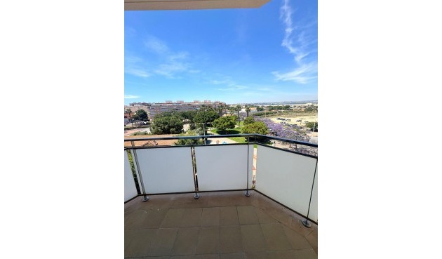 Brukt - Apartment -
Torrevieja - Centro - Muelle Pesquero