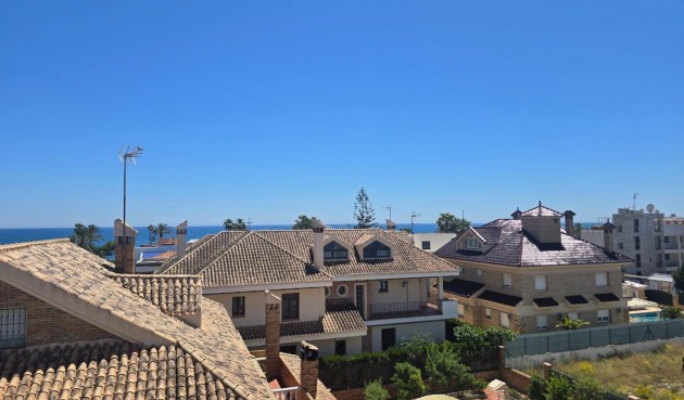 Resale - Penthouse -
Torrevieja - La Veleta