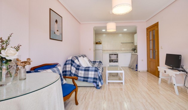 Reventa - Ático -
Torrevieja - Centro