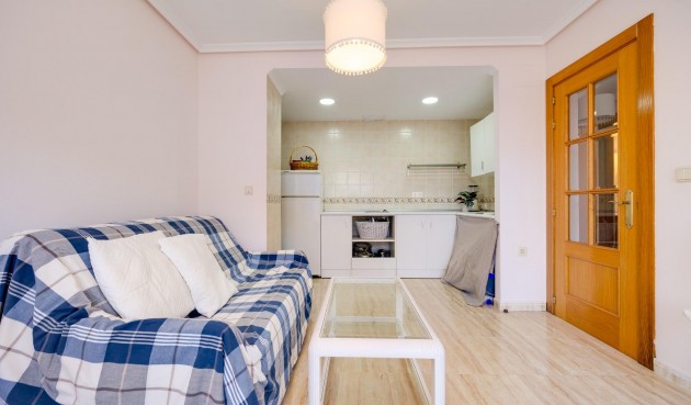 Reventa - Ático -
Torrevieja - Centro