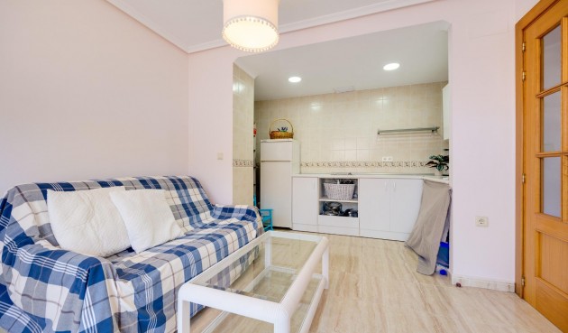 Reventa - Ático -
Torrevieja - Centro