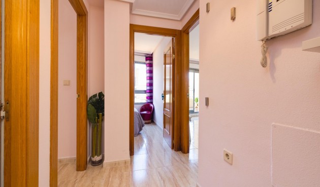 Reventa - Ático -
Torrevieja - Centro
