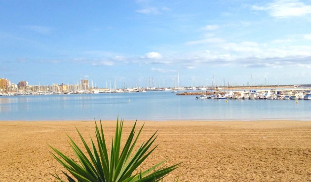 Brukt - Apartment -
Torrevieja - El Acequión - Los Náufragos