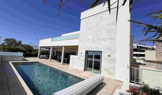 Reventa - Villa -
Benijofar - Costa Blanca