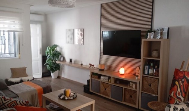Reventa - Apartment -
Jacarilla - Inland