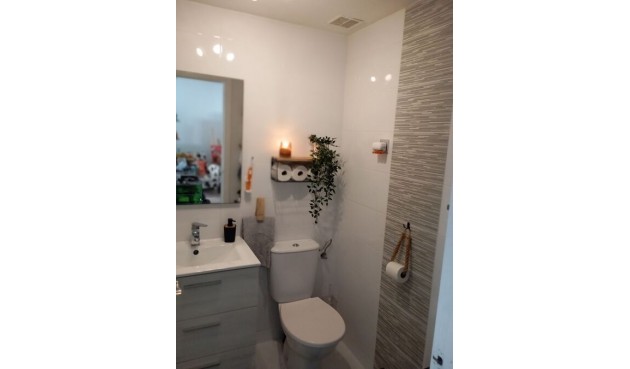 Reventa - Apartment -
Jacarilla - Inland