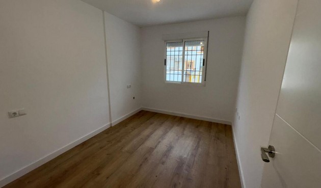 Brukt - Bungalow -
Torrevieja - PARQUE DE LAS NACIONES
